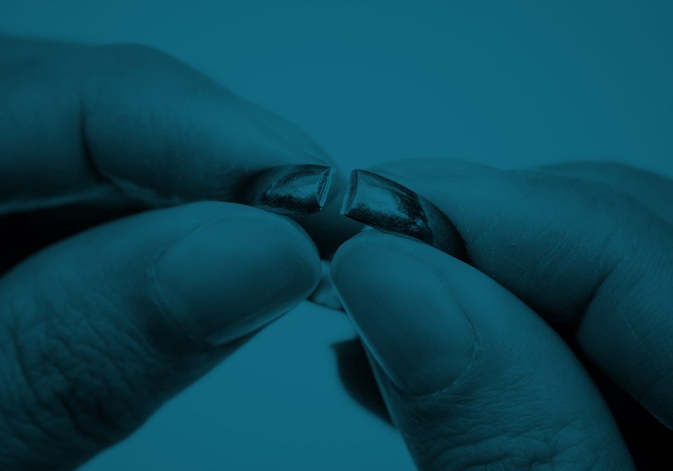 broken wedding ring